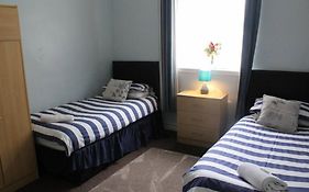 The Vale Apart Hotel